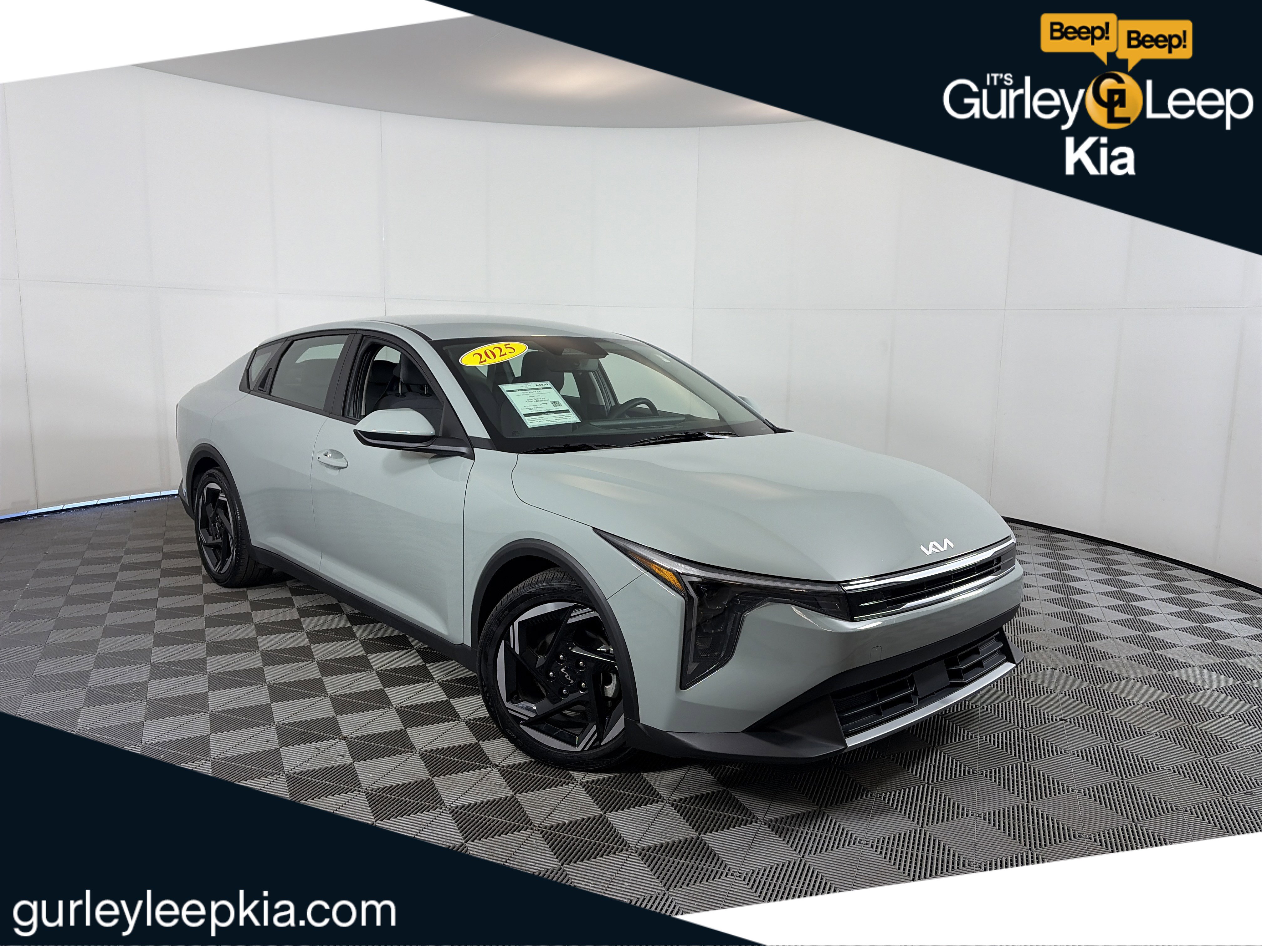 Certified 2025 Kia K4 EX FWD image 1