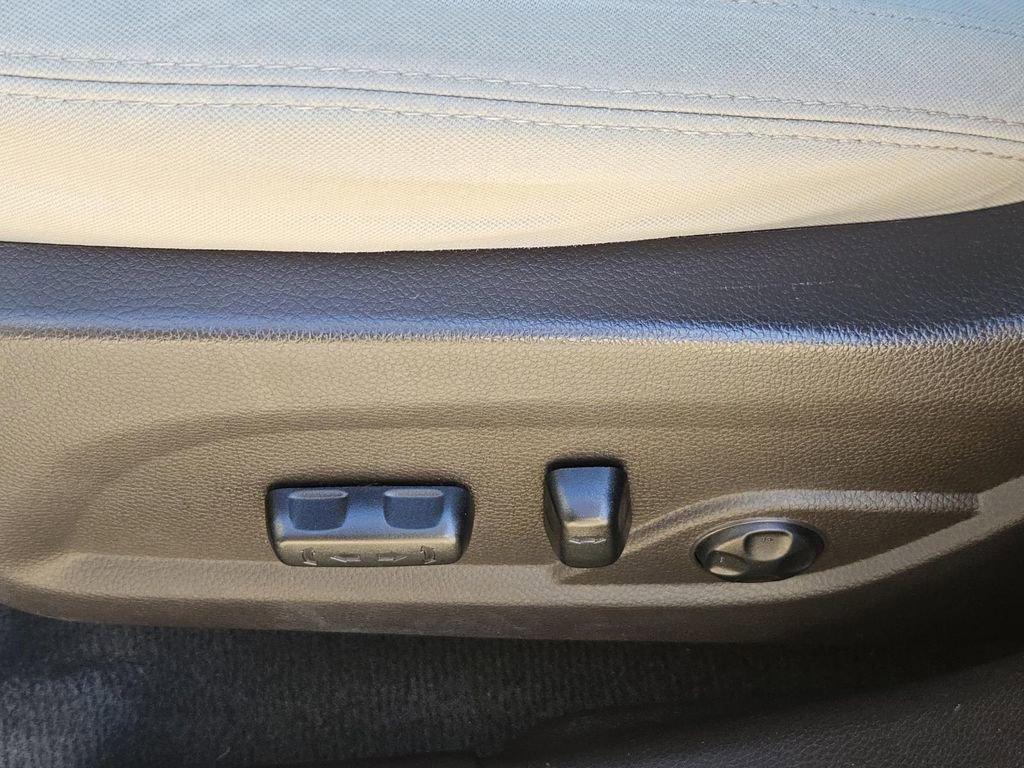 Used 2017 Hyundai Santa Fe Sport image 27