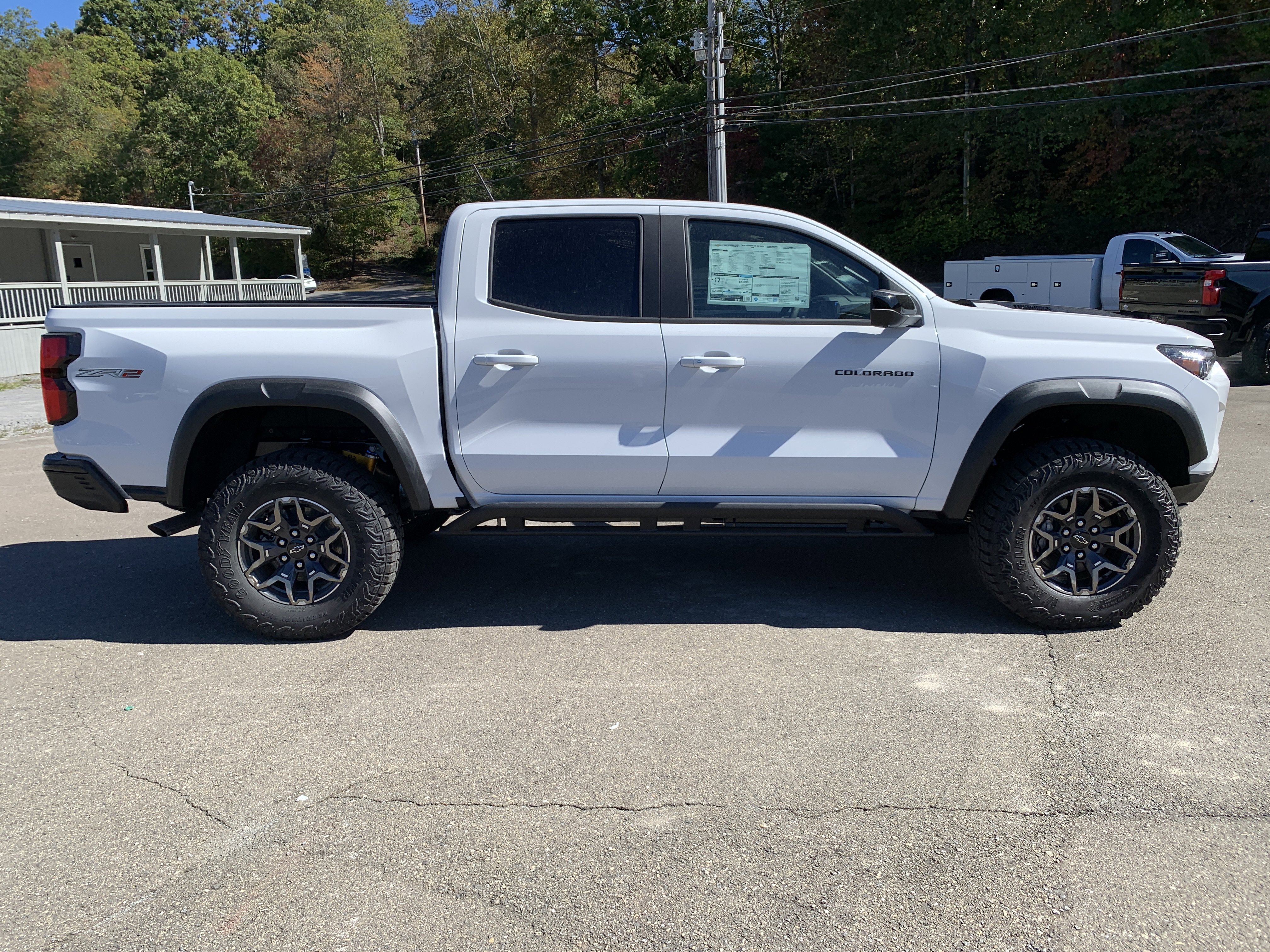 New 2026 Chevrolet Colorado ZR2 w/ Technology Package image 2