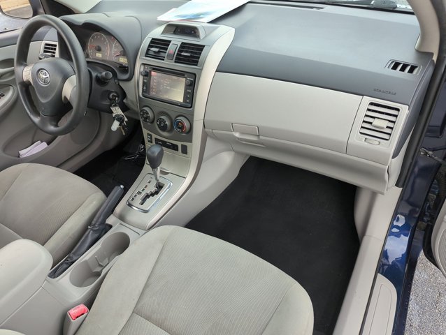 Used 2013 Toyota Corolla LE FWD image 20