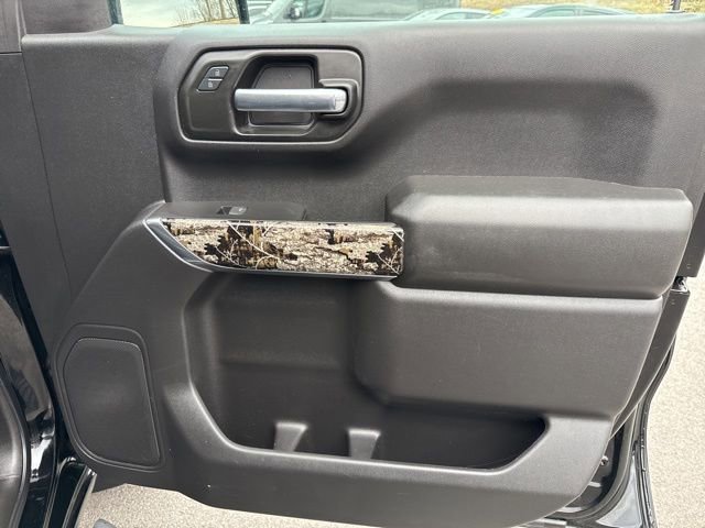 Used 2025 Chevrolet Silverado 1500 Custom Trail Boss w/ Realtree Special Edition image 15
