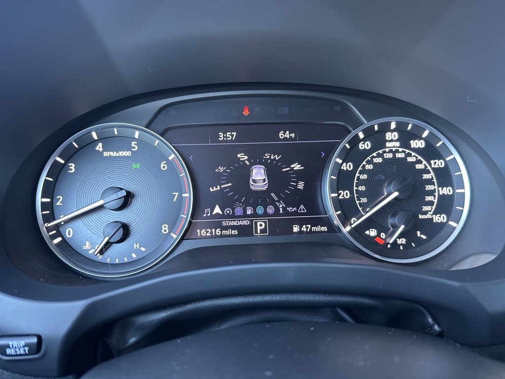 Used 2022 INFINITI QX50 Essential FWD image 15