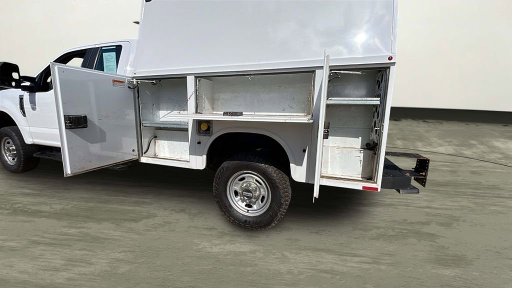 Used 2018 Ford F250 XL w/ Power Equipment Group AWD/4WD image 17