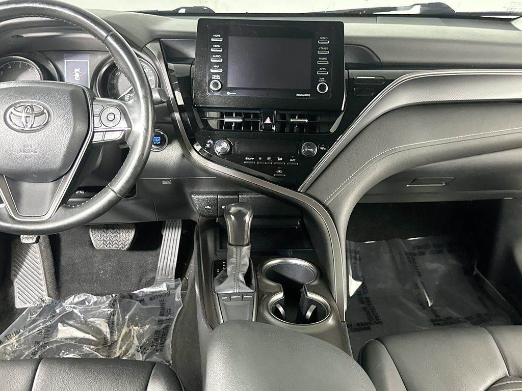 Used 2023 Toyota Camry SE w/ Convenience Package FWD image 17
