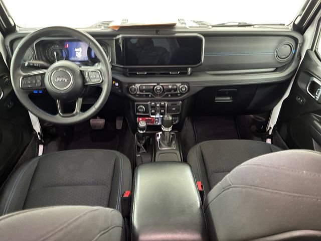 Used 2024 Jeep Wrangler Unlimited Rubicon 4xe AWD/4WD image 20