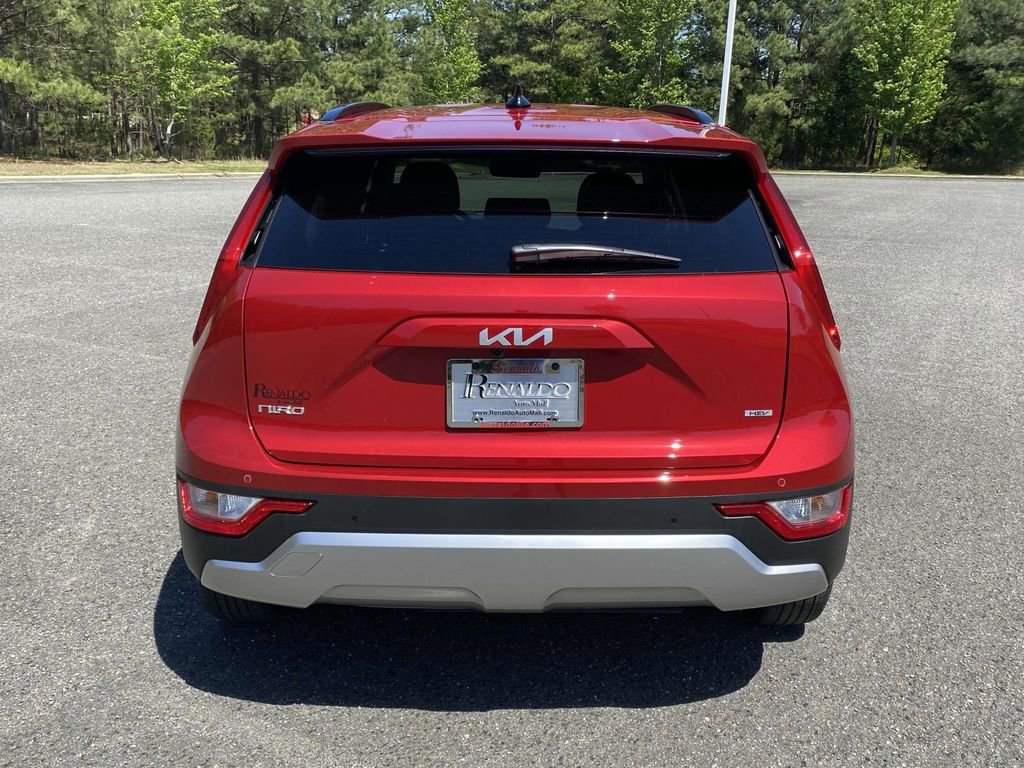 New 2025 Kia Niro EX image 3