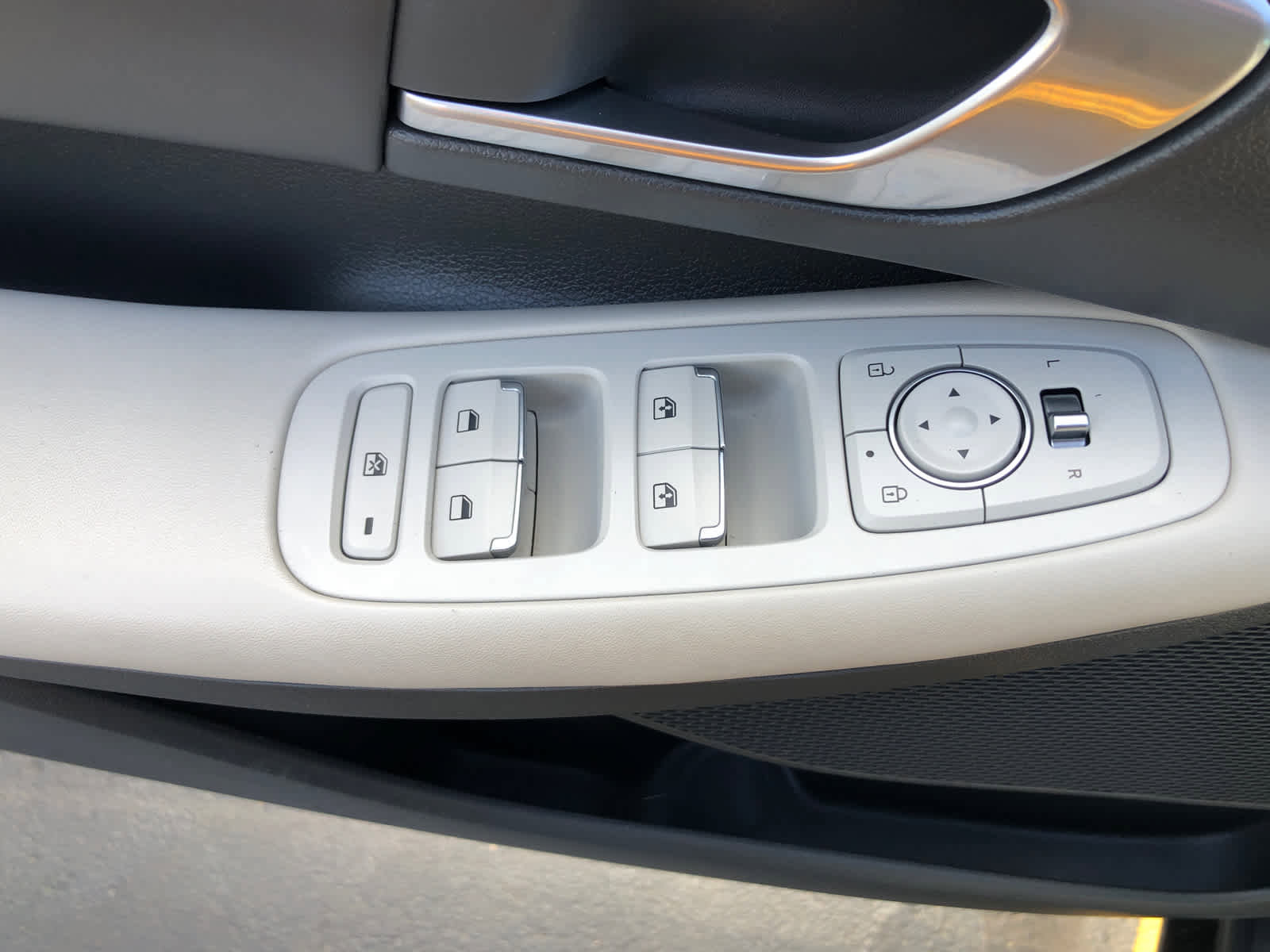 Used 2023 Hyundai Sonata SEL image 24
