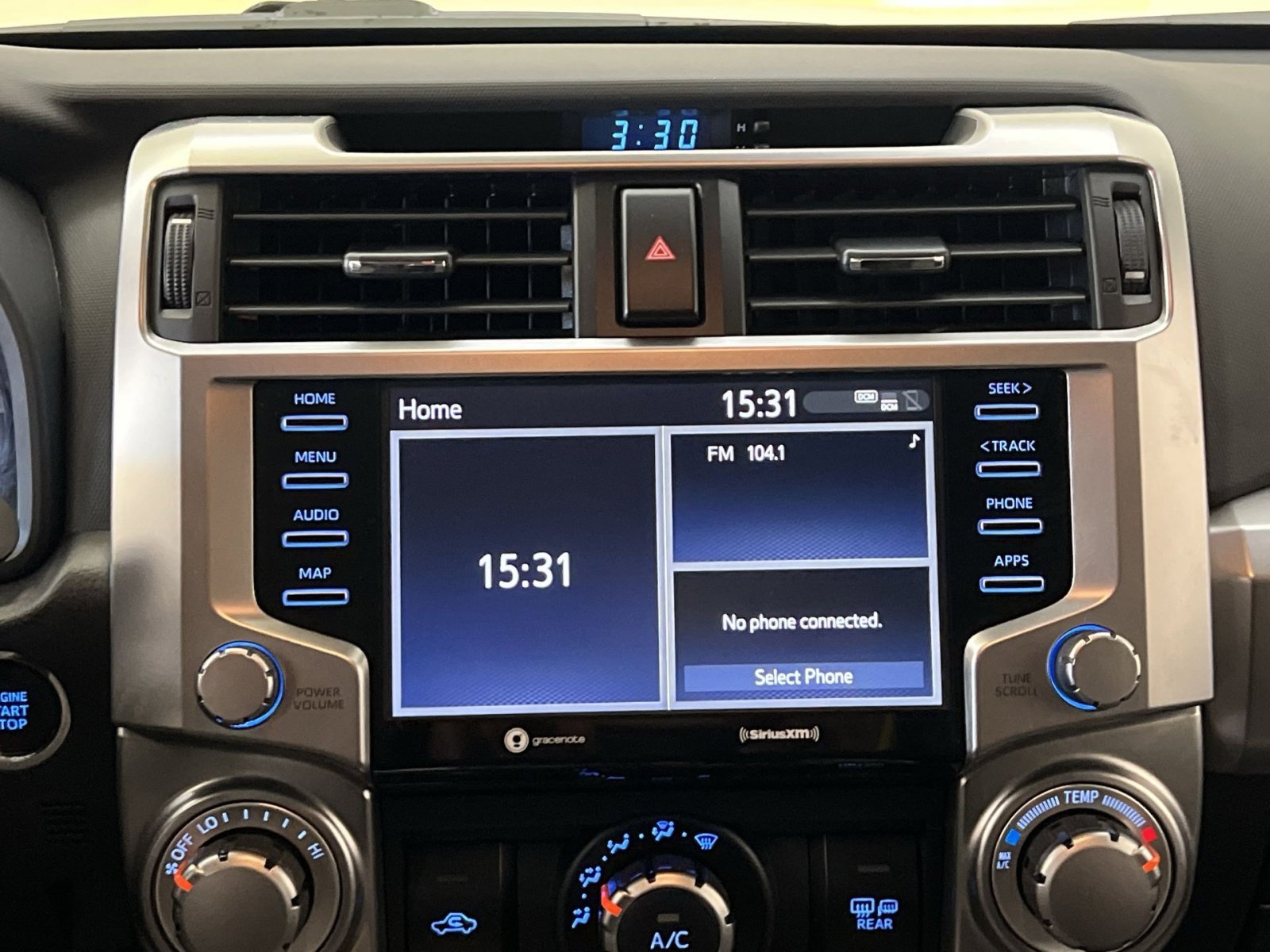 Used 2024 Toyota 4Runner SR5 image 18