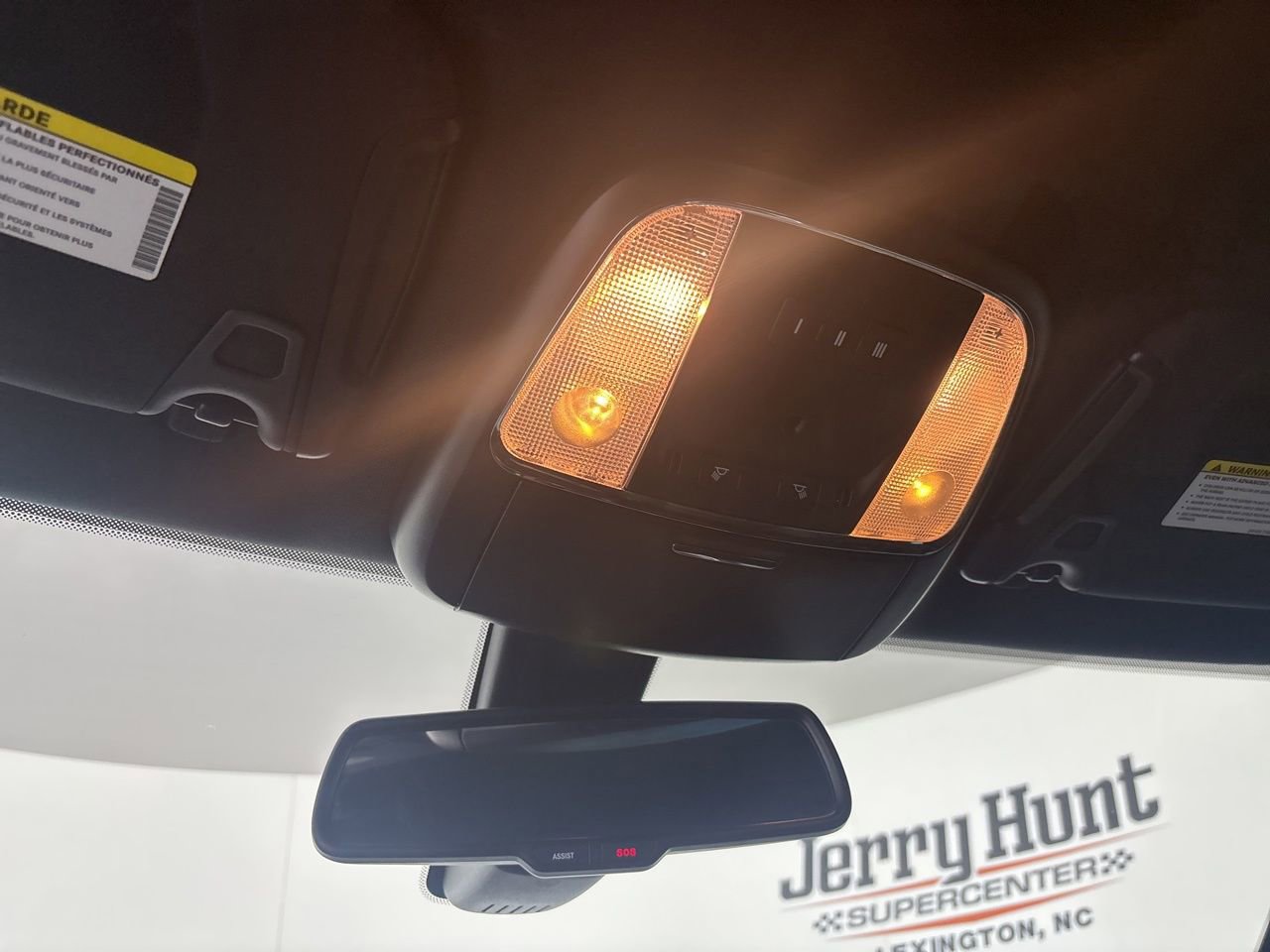 Used 2022 Dodge Charger SXT w/ Plus Group image 21