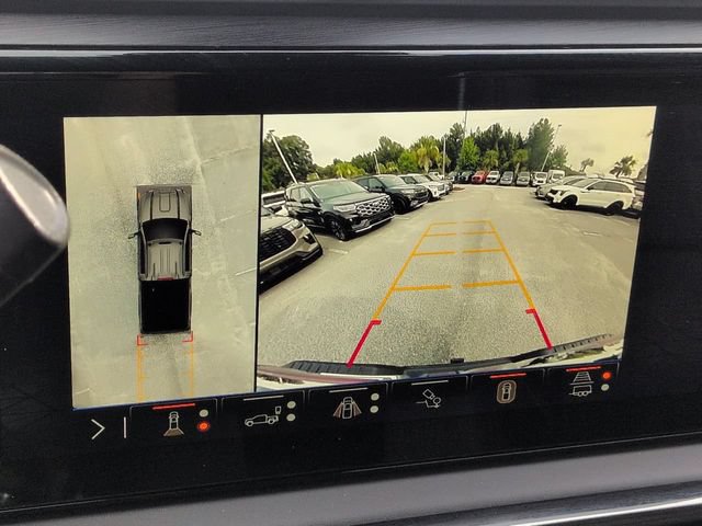 Used 2025 GMC Sierra 2500 AT4X AWD/4WD image 21