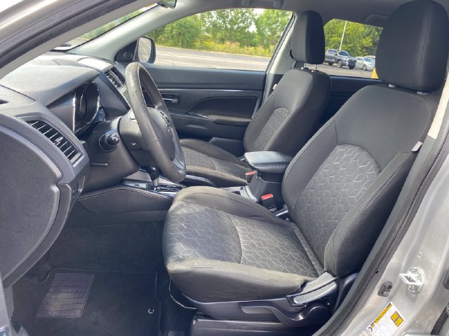 Used 2022 Mitsubishi Outlander Sport SE AWD/4WD image 13