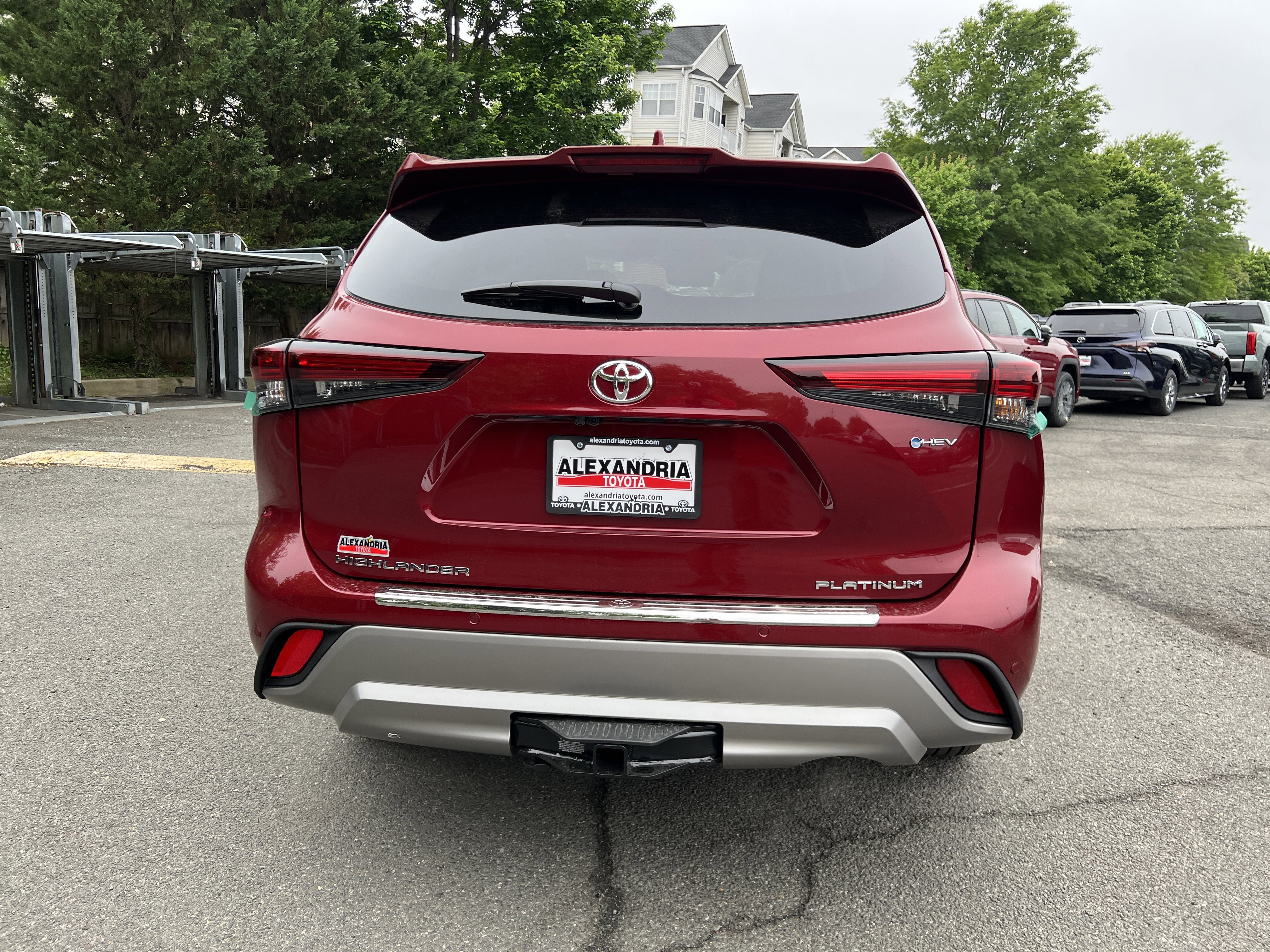 New 2026 Toyota Highlander Platinum AWD/4WD image 3