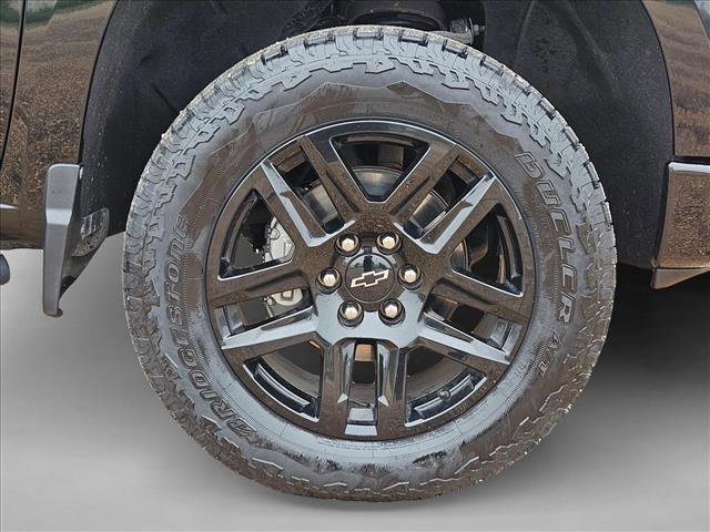 Used 2022 Chevrolet Silverado 1500 Custom Trail Boss AWD/4WD image 22