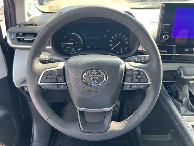 New 2026 Toyota Sienna XLE FWD image 14