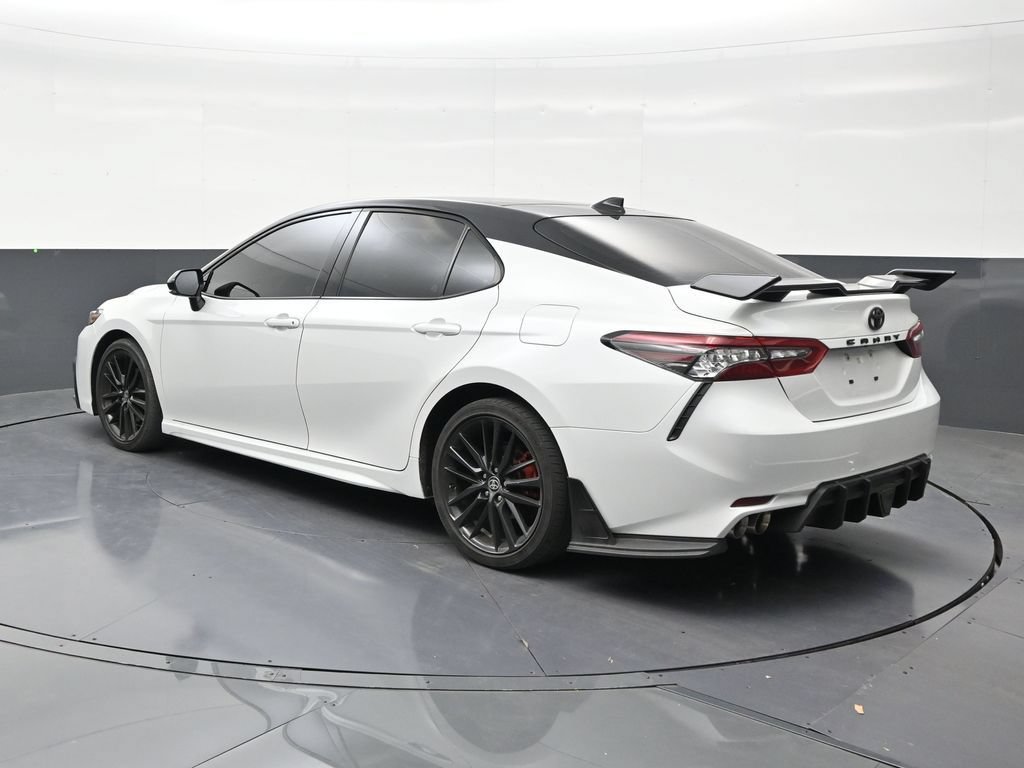Used 2024 Toyota Camry XSE FWD image 3