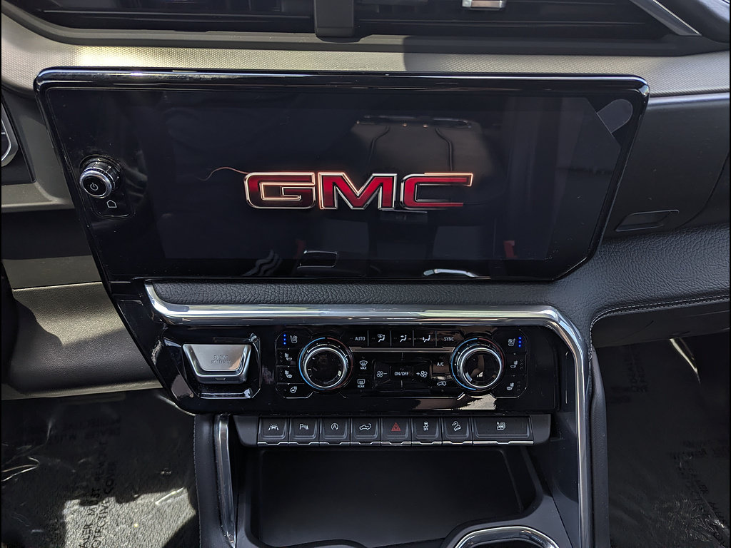 Used 2024 GMC Sierra 1500 Denali AWD/4WD image 33