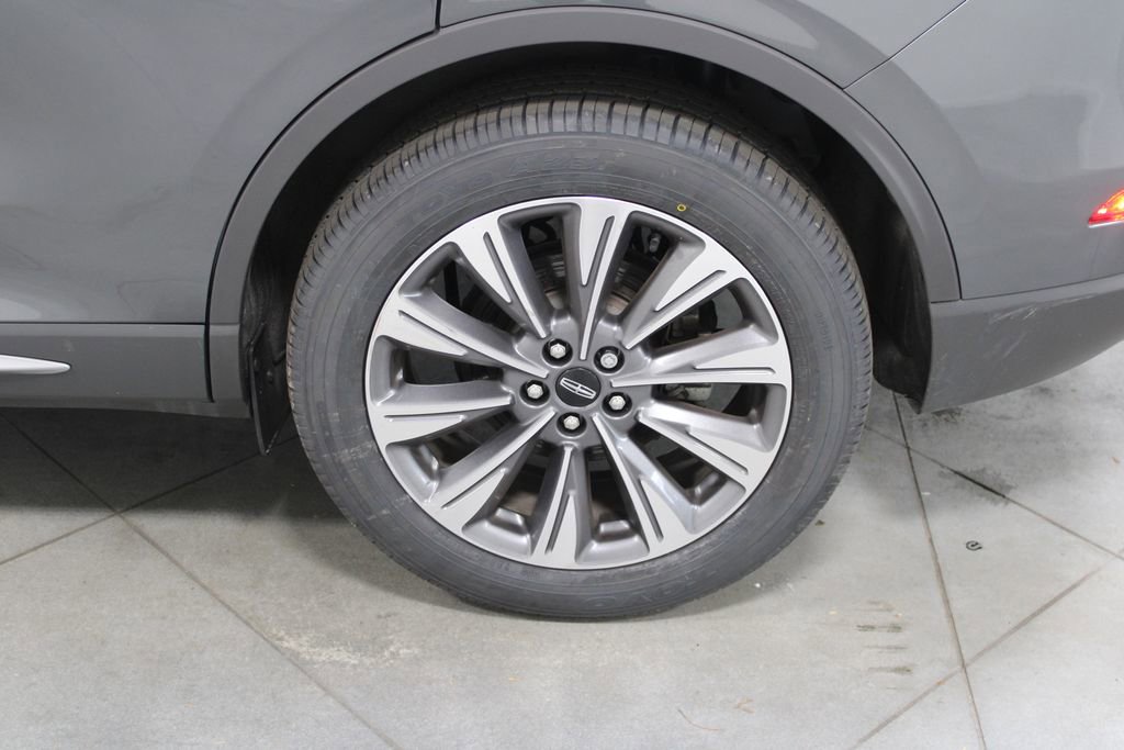 Used 2022 Lincoln Corsair Reserve w/ Elements Package image 18