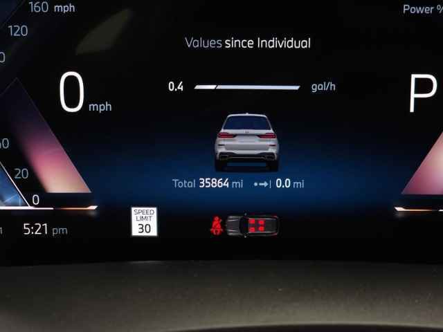Used 2024 BMW X7 xDrive40i w/ M Sport Package image 23