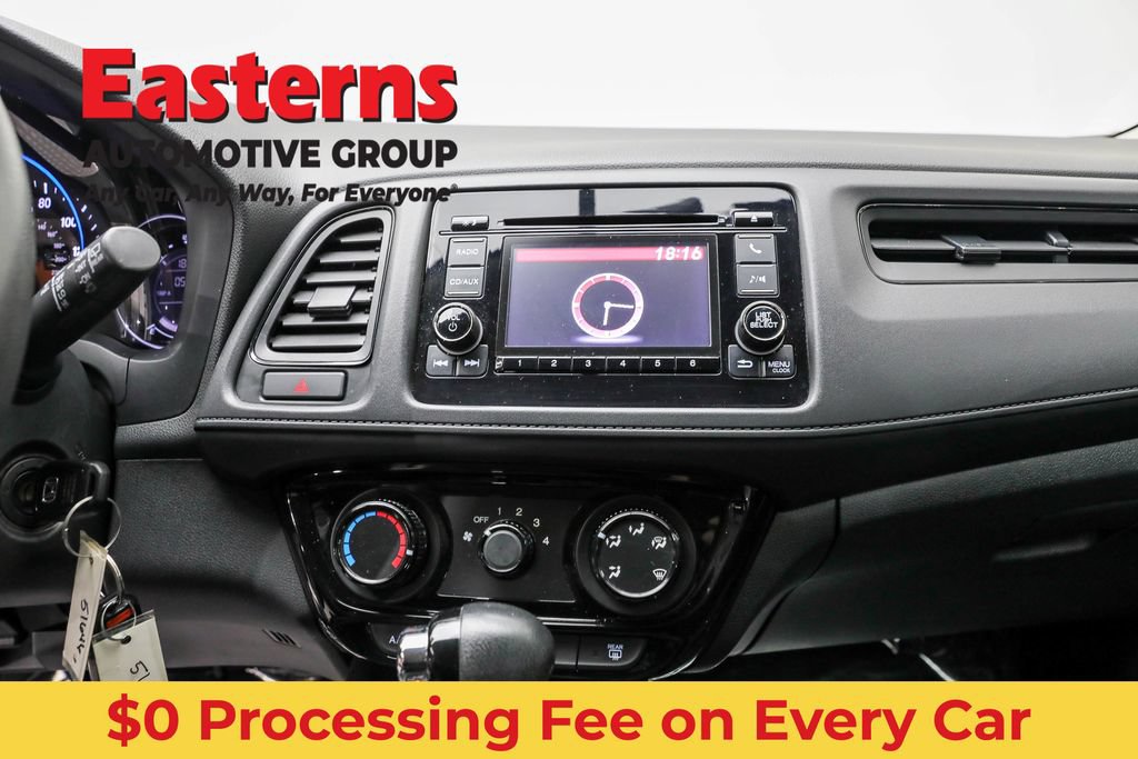 Used 2018 Honda HR-V LX image 12