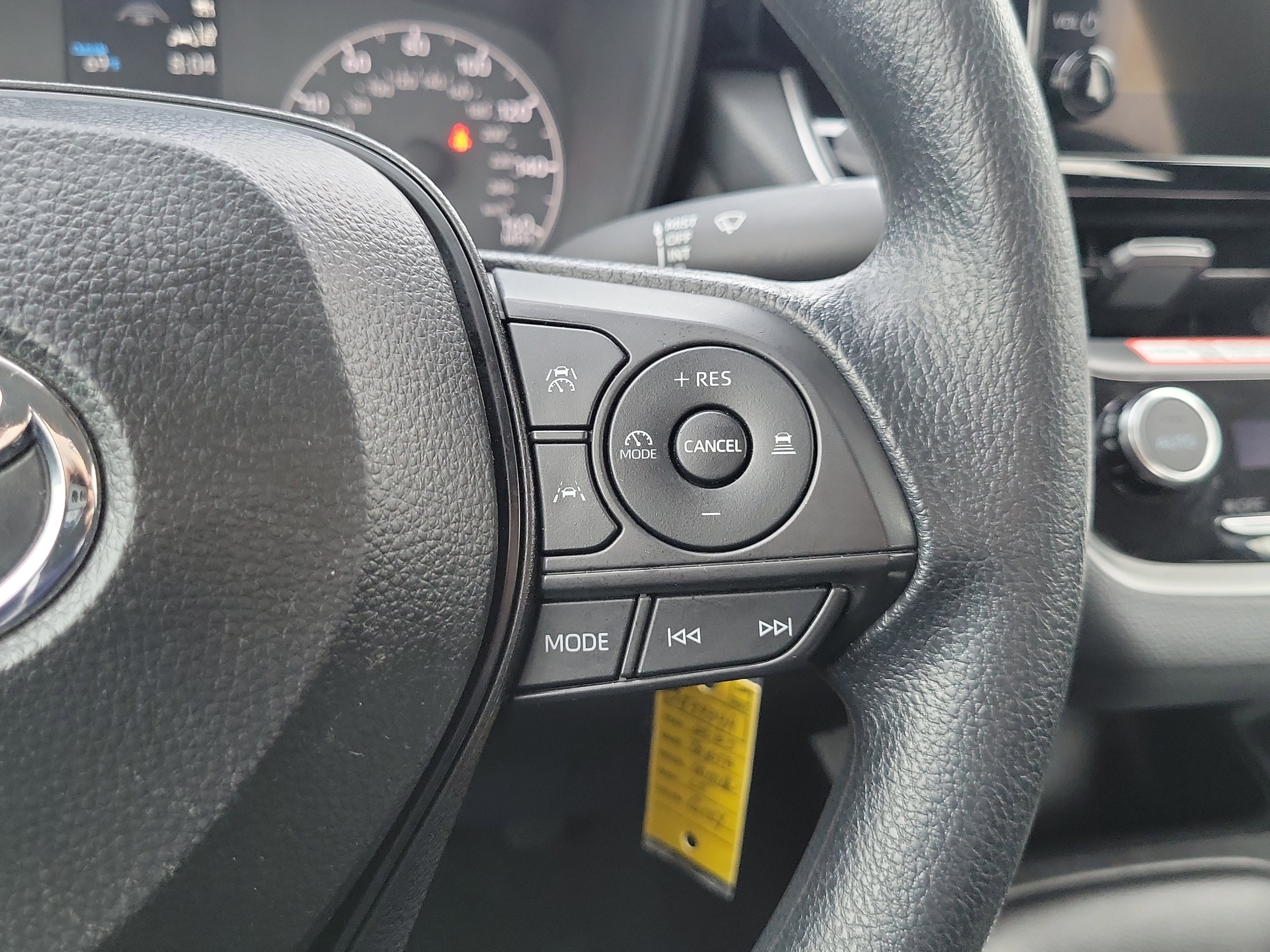 Used 2025 Toyota Corolla LE image 16