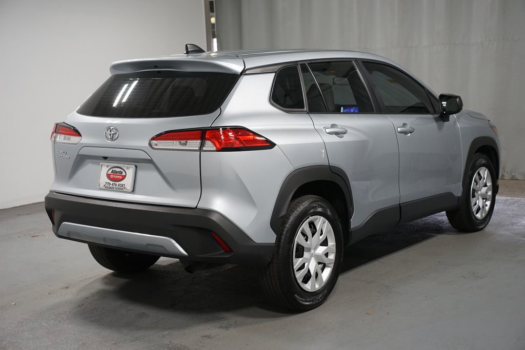 Certified 2024 Toyota Corolla Cross L image 8