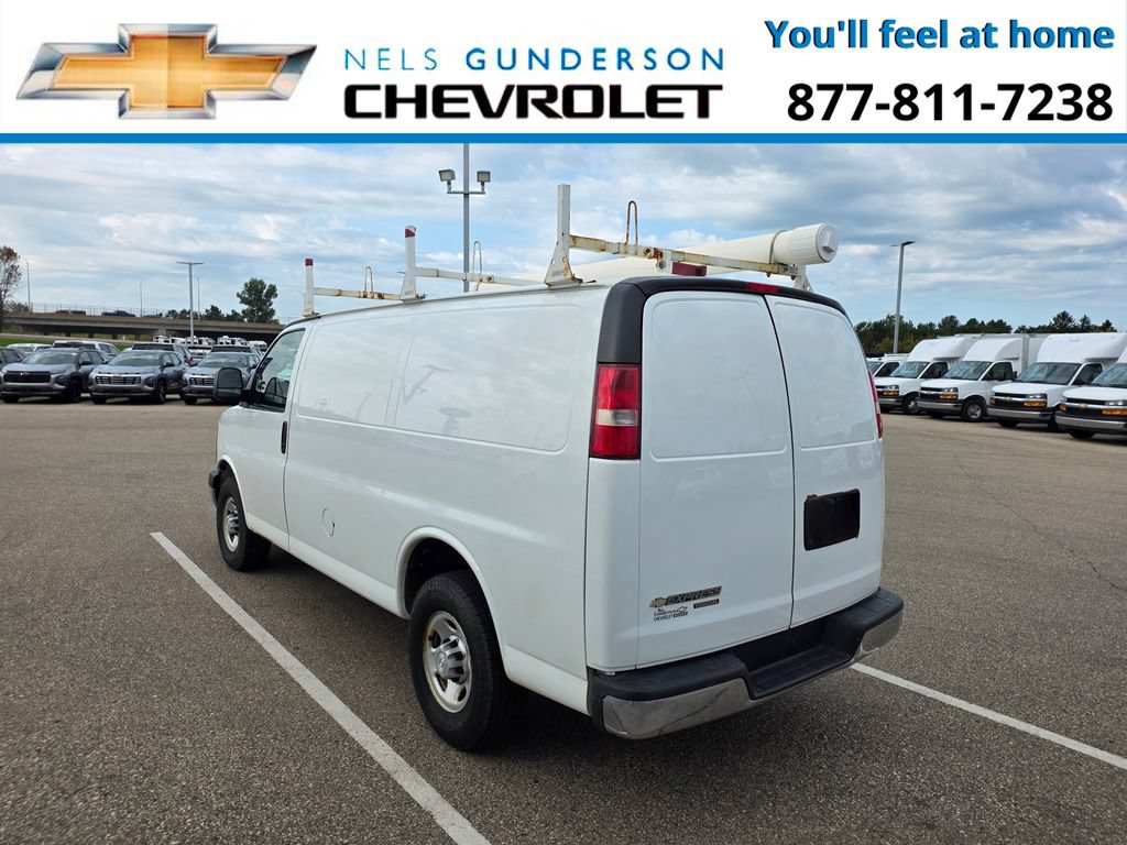 Used 2016 Chevrolet Express 3500 RWD image 5