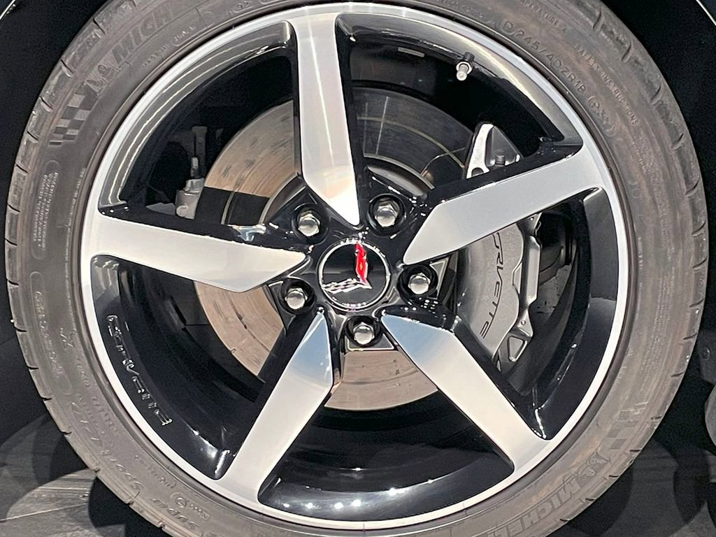 Used 2015 Chevrolet Corvette Stingray Coupe w/ 2LT Preferred Equipment Group RWD image 10