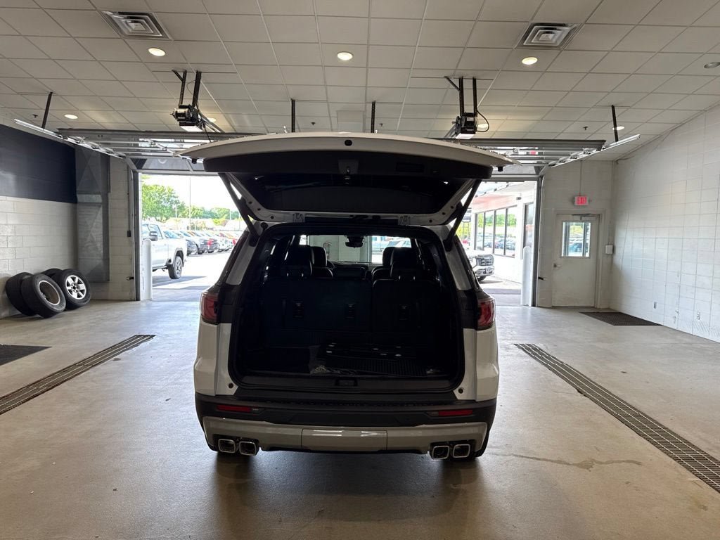 New 2026 GMC Acadia Elevation w/ Elevation Premium Package AWD/4WD image 16
