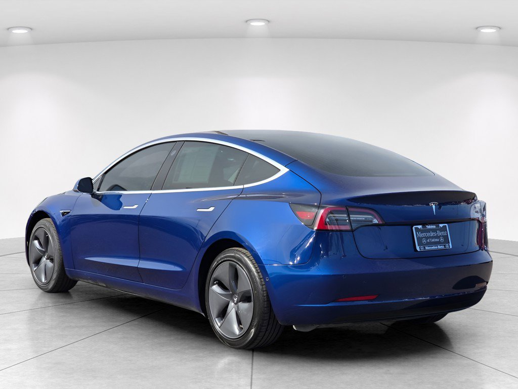 Used 2020 Tesla Model 3 Standard Range RWD image 4