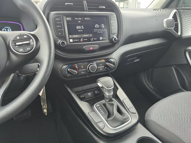 Certified 2025 Kia Soul LX w/ LX Technology Package FWD image 27
