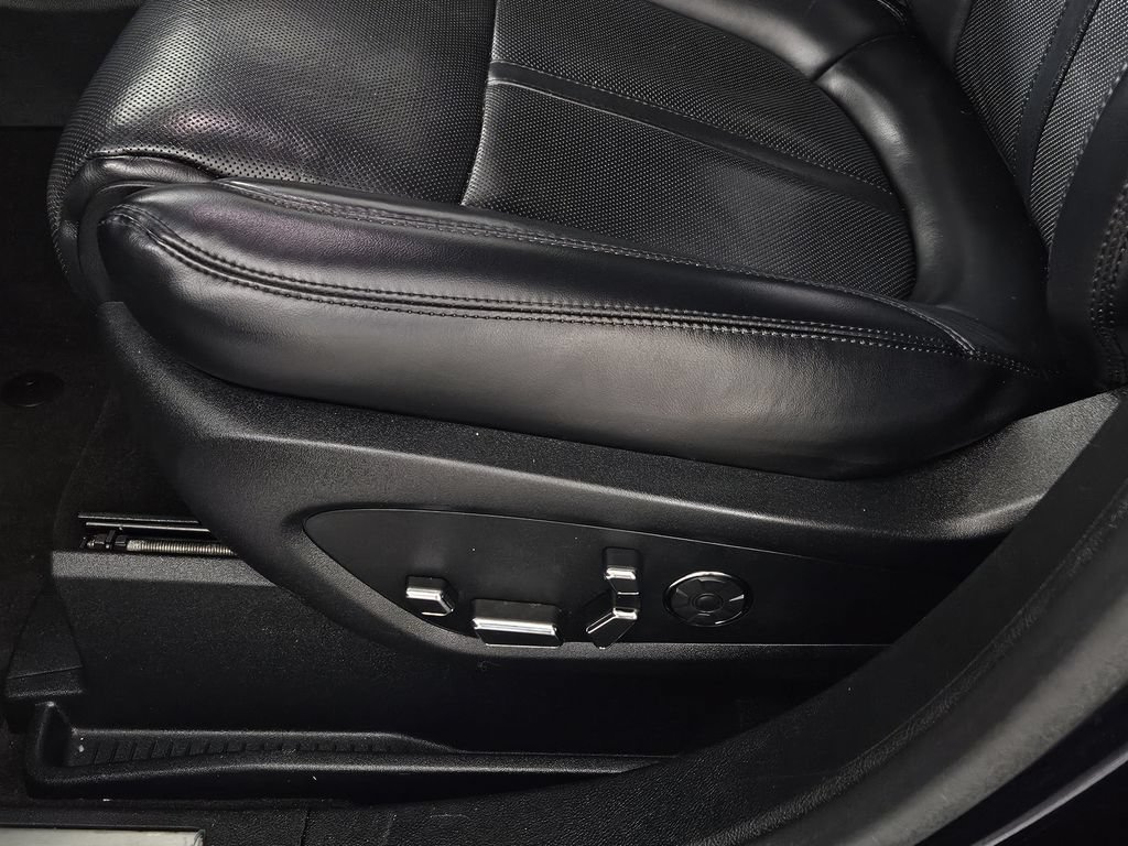 Used 2020 Lincoln Nautilus Reserve AWD/4WD image 18