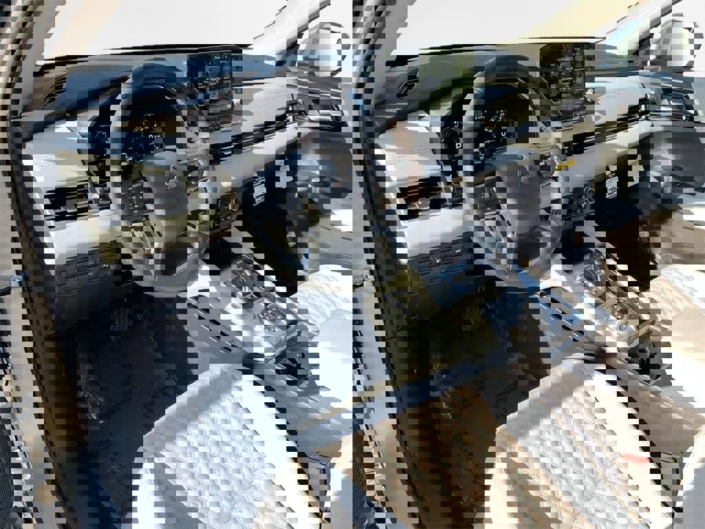 New 2025 Mitsubishi Outlander SEL image 10