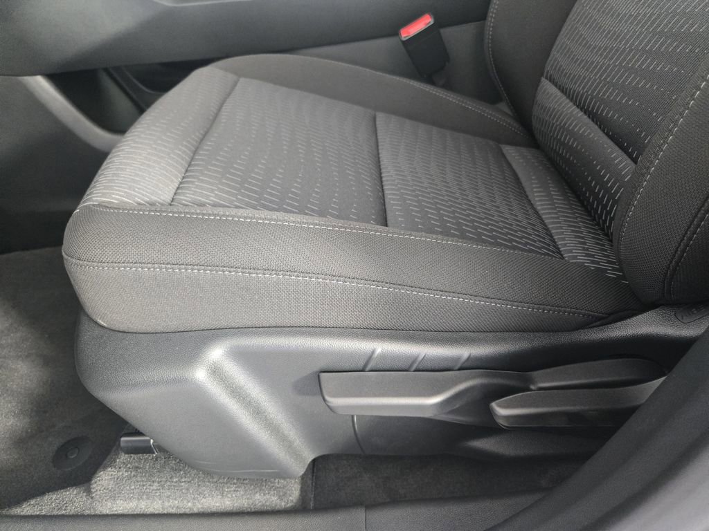 New 2026 Chevrolet Equinox LT w/ Safety and Technology Package image 27