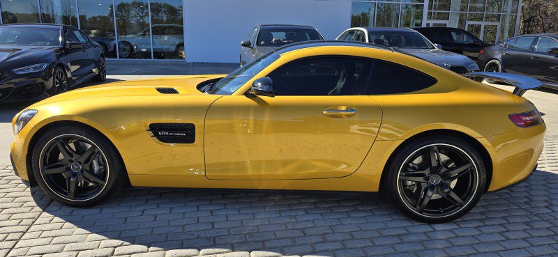 Used 2017 Mercedes-Benz AMG GT Coupe image 9