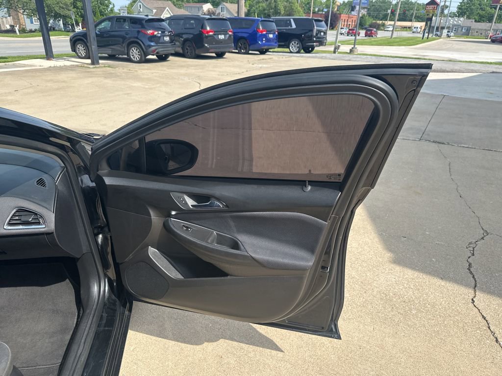 Used 2019 Chevrolet Cruze LS w/ LS Convenience Package image 64