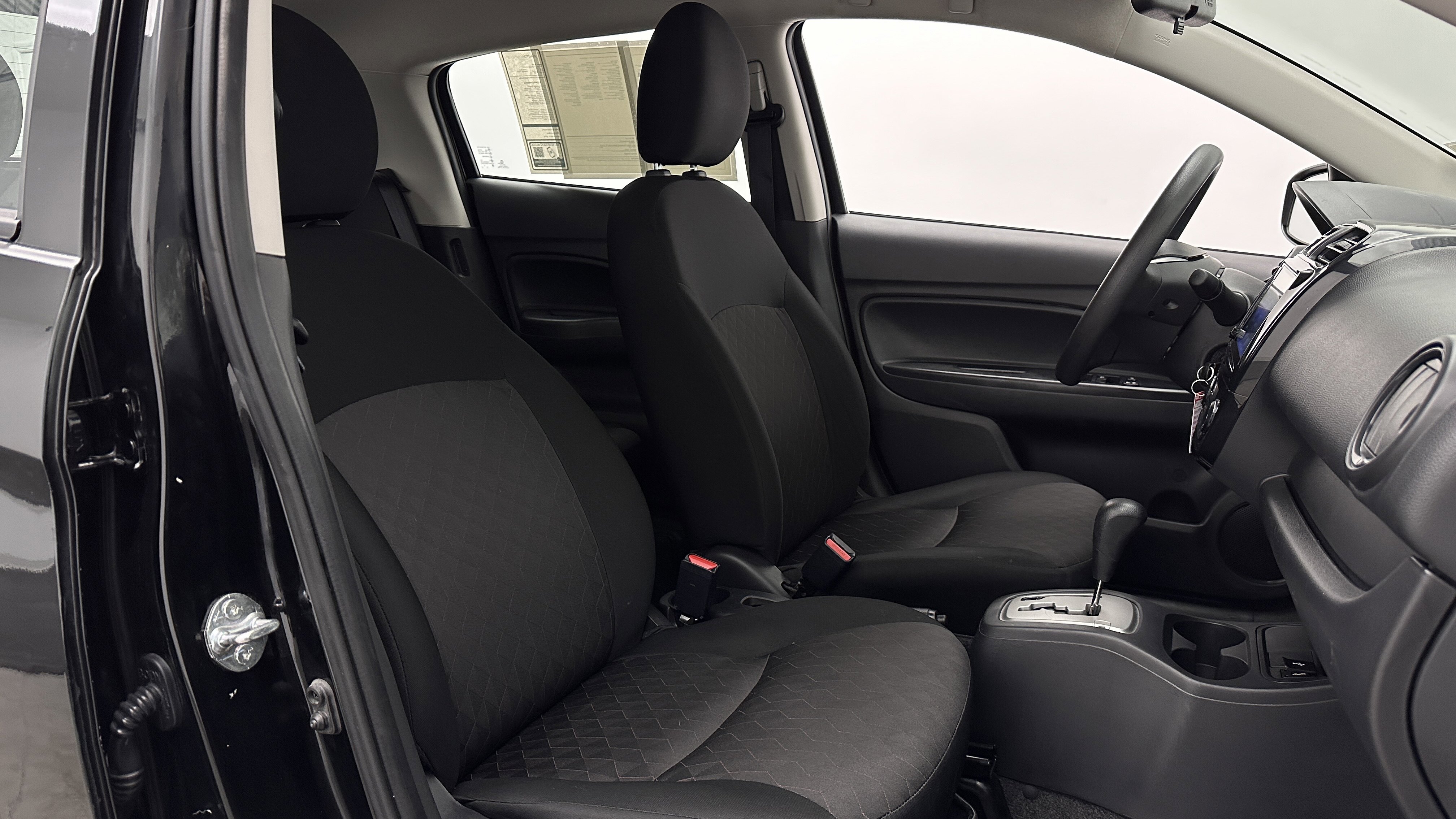 Used 2024 Mitsubishi Mirage ES FWD image 31