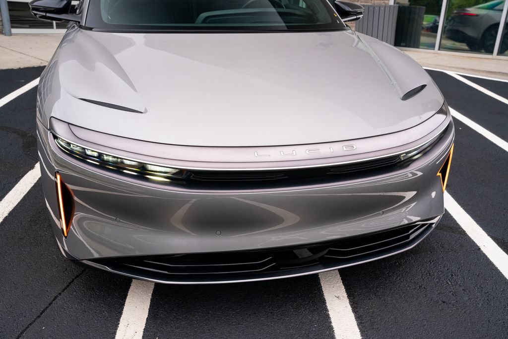 Used 2024 Lucid Air Pure RWD image 5