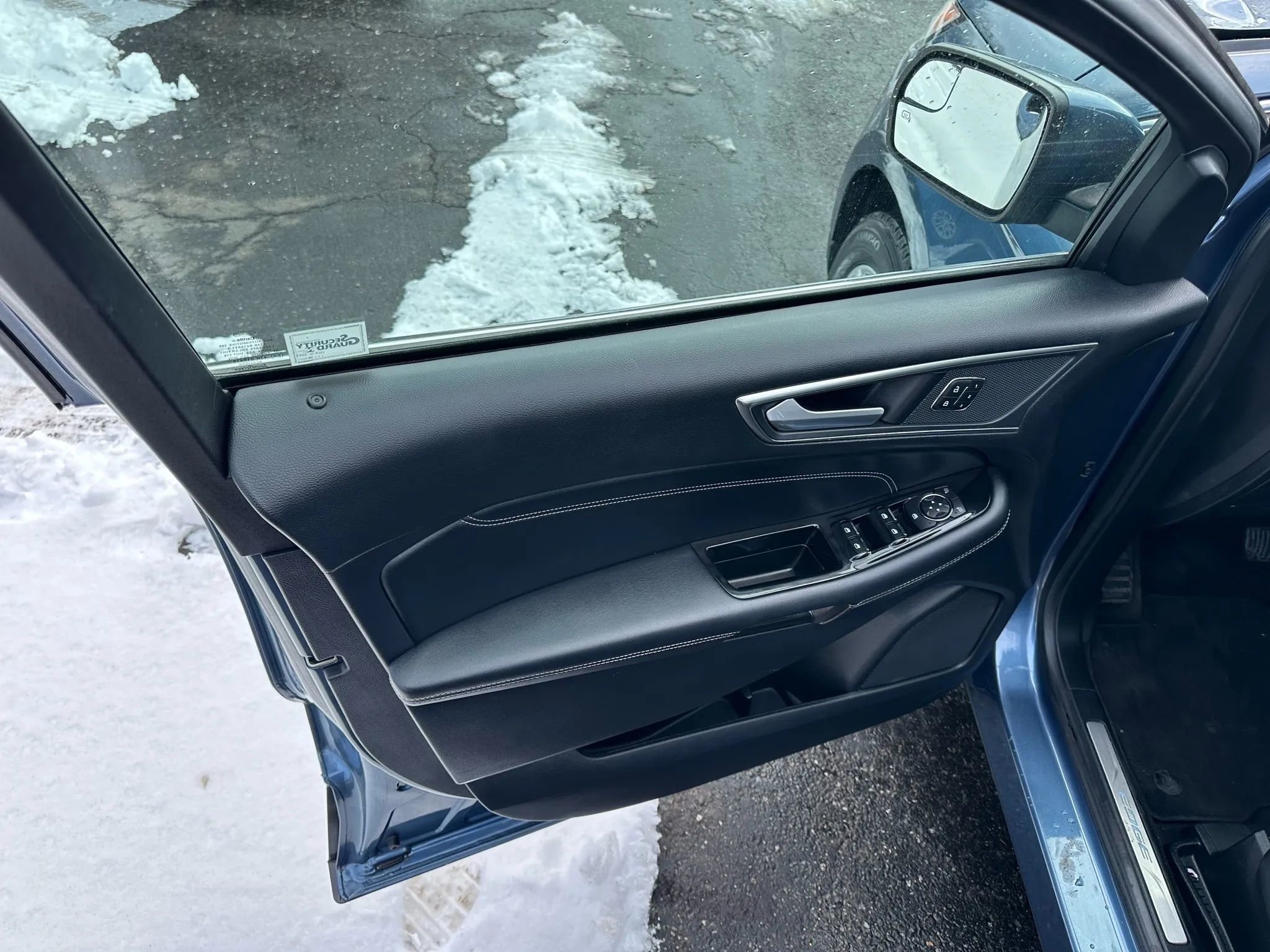 Used 2018 Ford Edge Titanium w/ Equipment Group 301A image 35