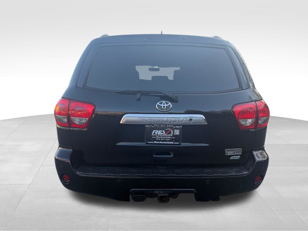 Used 2011 Toyota Sequoia Platinum image 5