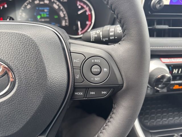 New 2025 Toyota RAV4 XLE image 13