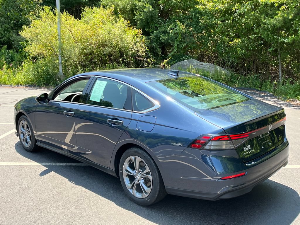 Used 2023 Honda Accord EX video 3