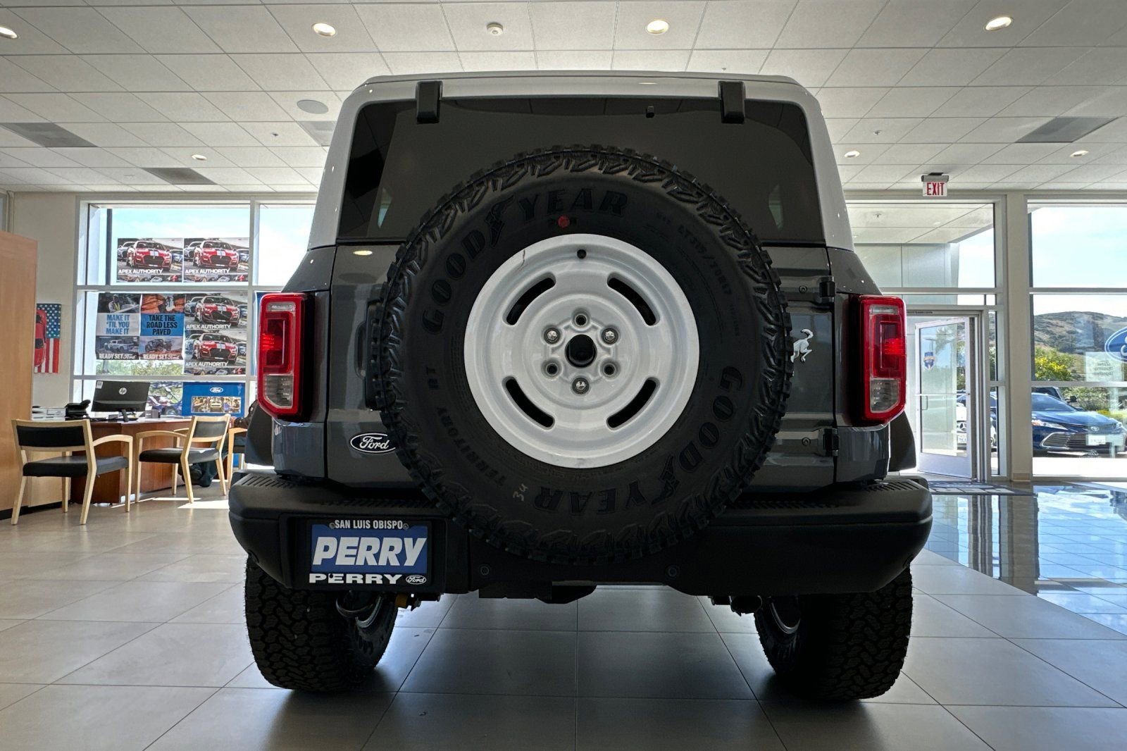 New 2026 Ford Bronco Outer Banks image 4