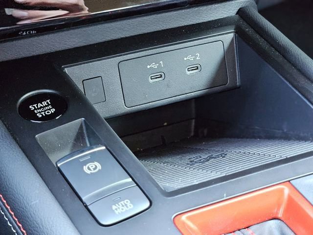 Certified 2025 Nissan Kicks SR w/ Illumination Package image 25