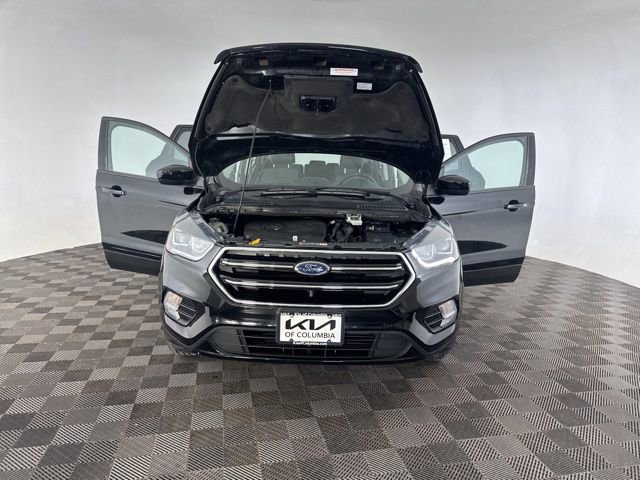 Used 2018 Ford Escape SE w/ SE Sport Appearance Package image 13