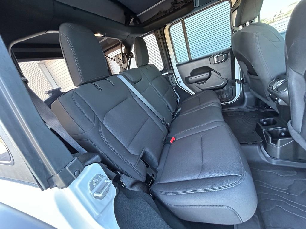Used 2022 Jeep Wrangler Unlimited Sport image 43