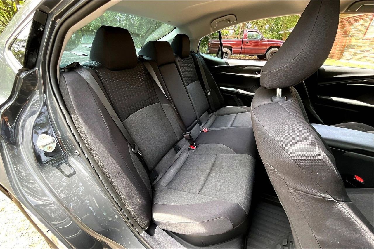 Used 2025 Toyota Camry LE FWD image 22