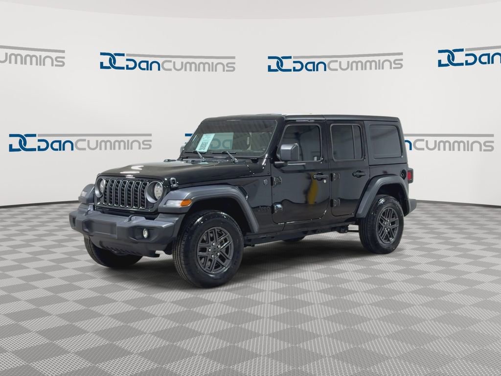 Used 2025 Jeep Wrangler Sport image 4
