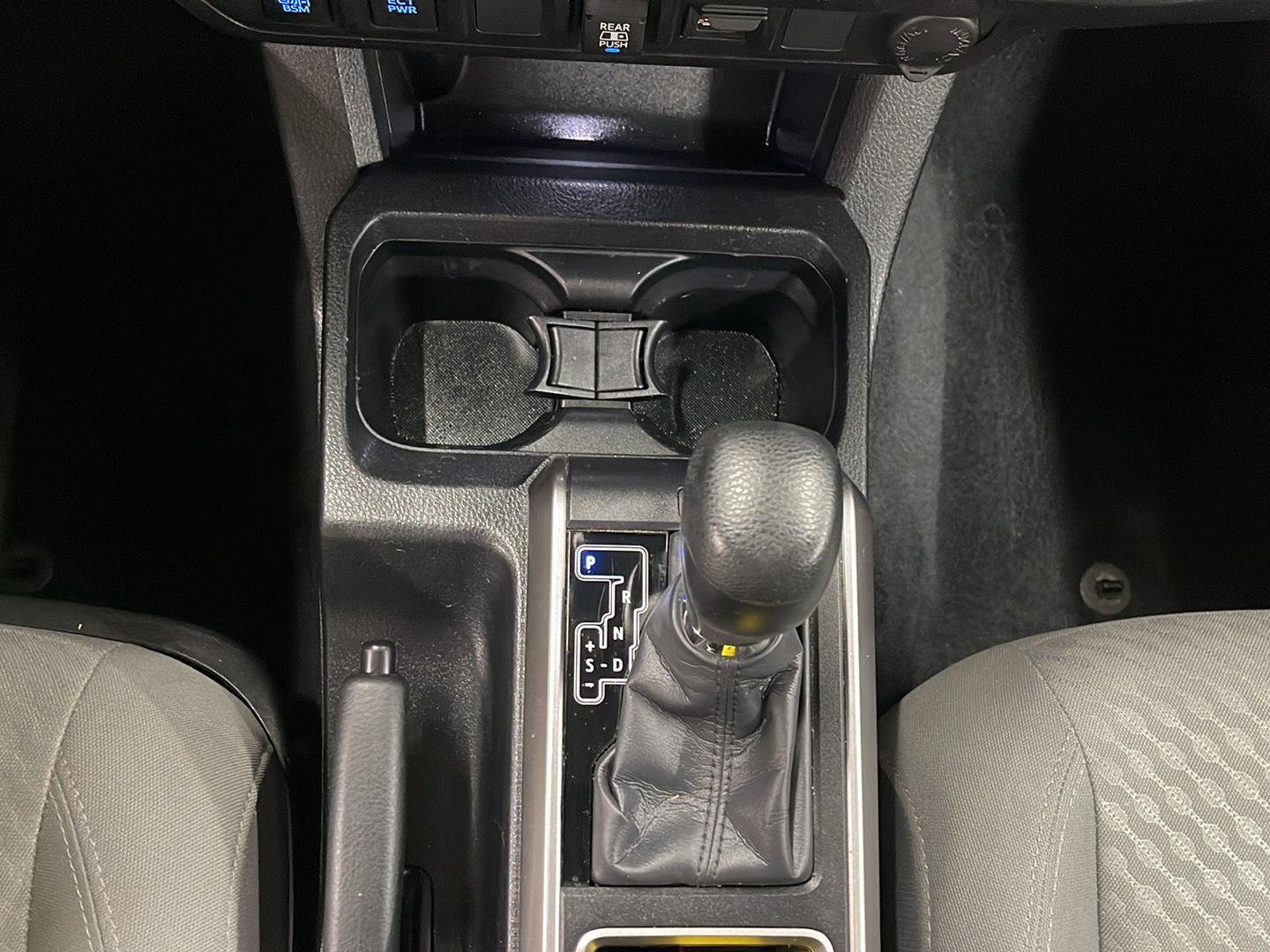 Used 2023 Toyota Tacoma SR5 w/ Technology Package image 13