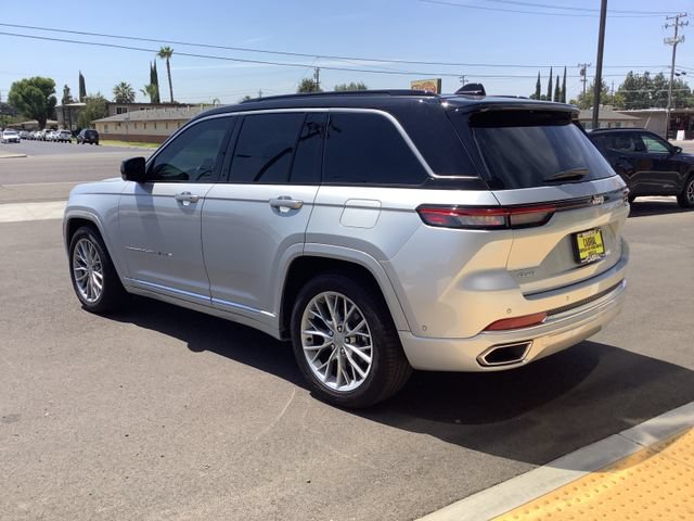 Used 2024 Jeep Grand Cherokee Summit AWD/4WD image 23