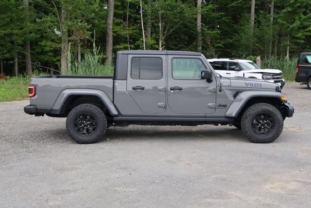 Used 2023 Jeep Gladiator Sport AWD/4WD image 7